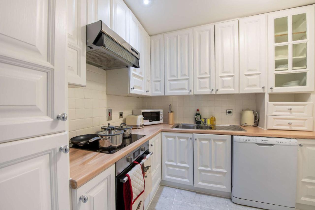 Somerset Court Kensington Apartments لندن المظهر الخارجي الصورة